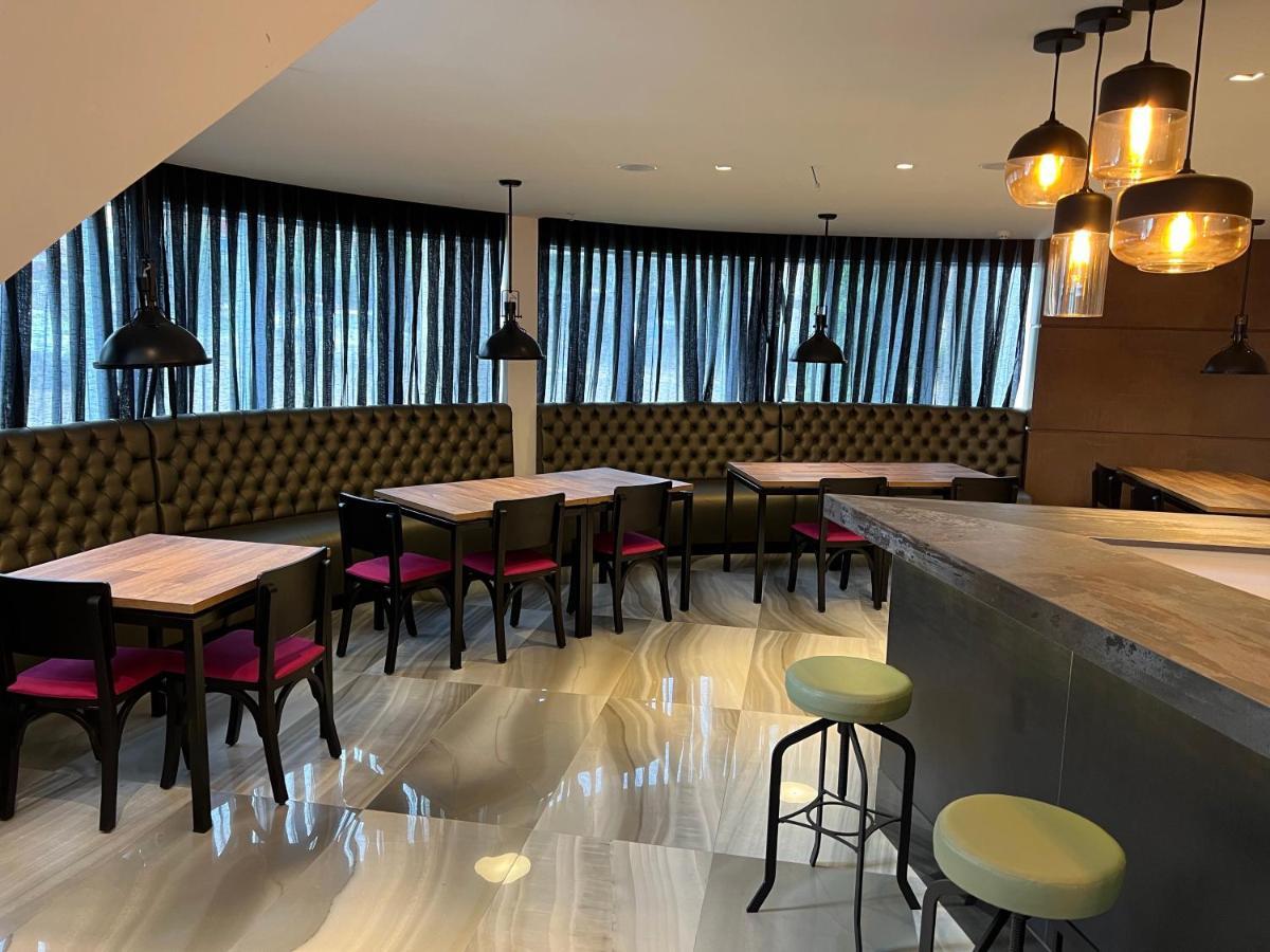 Qs Marista Hotel By Atlas Goiânia Buitenkant foto